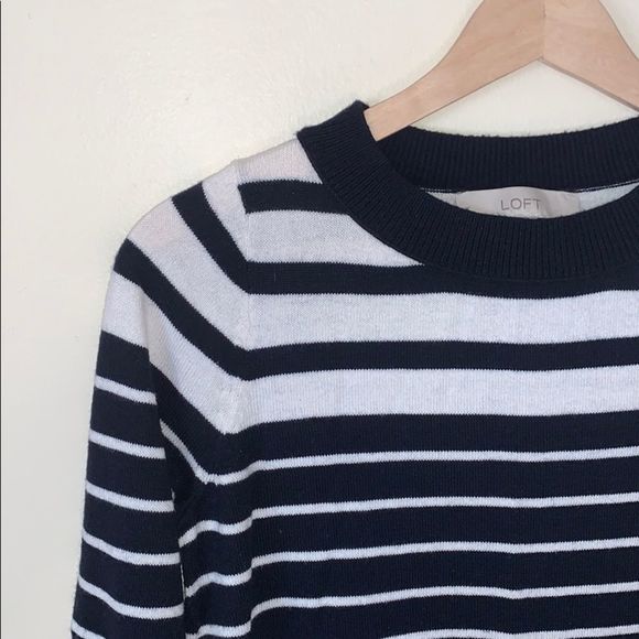 LOFT Sweater - Picture 3 of 6